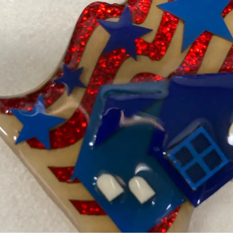 Lucinda House Pin - 4th Of July Glitter Flag! White And Blue Houses ~ Varying Shades Of Blue Stars.  Very Patriotic! So Good!!! 1E