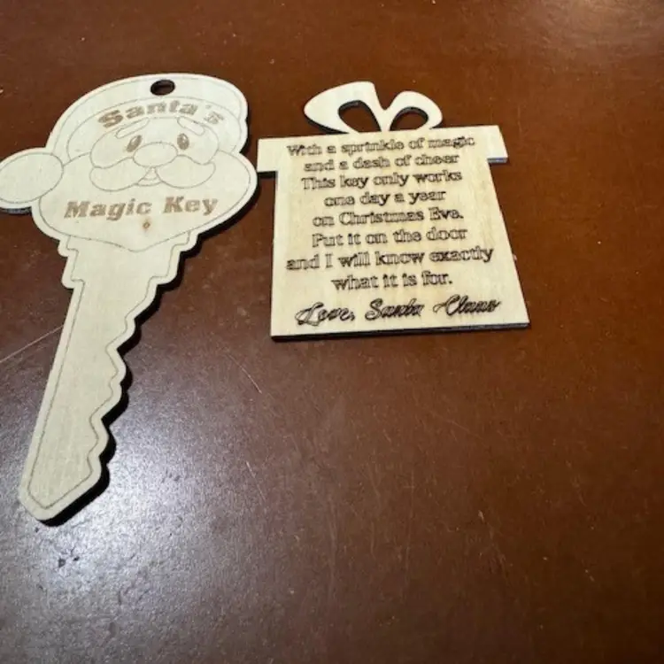 How cute is this Santa key kids can put this out for Santa so that he can get in if they don't have a chimney . Plus kids can paint Santa any color that they want. ( paints not included)