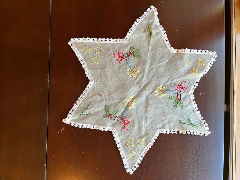 Beautiful Dainty 6 Point Star with embroidary "doily"