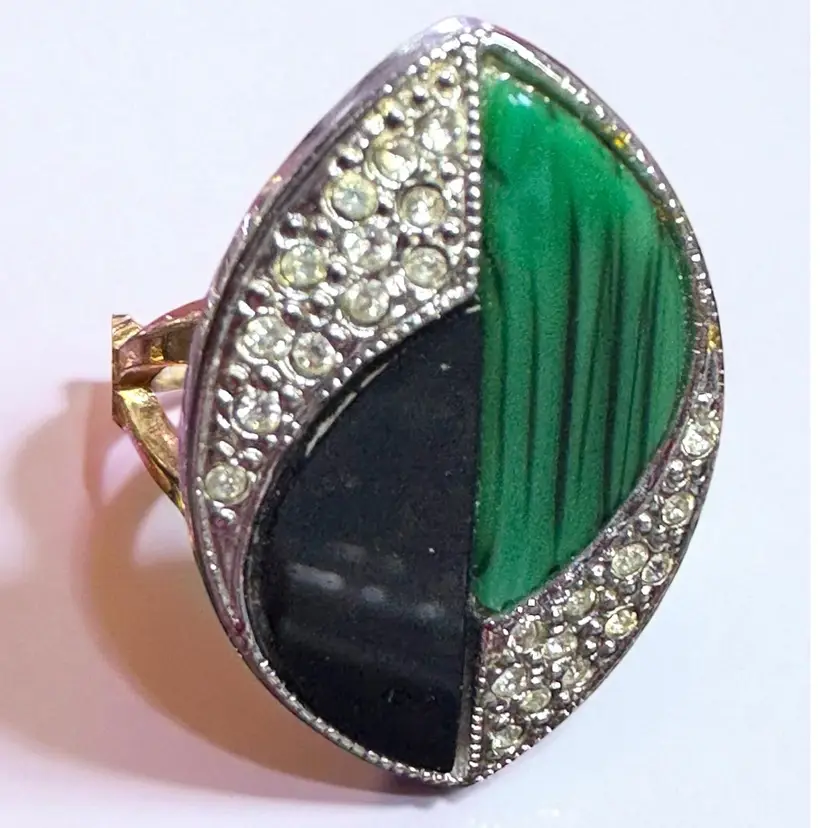 Costume Black Green & Rhinestone Ring Size 7.5