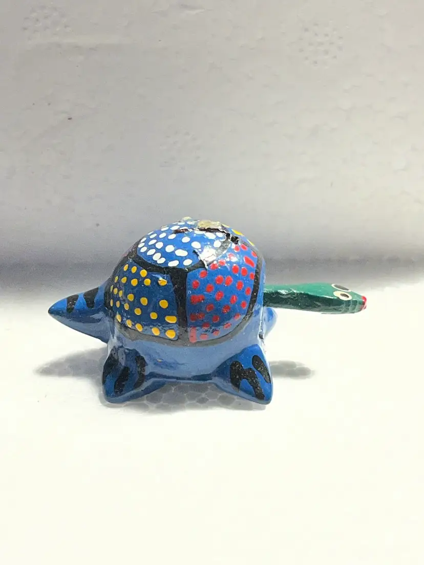 Loose Neck Turtle Made In Mexico Hand Painted As Pictured