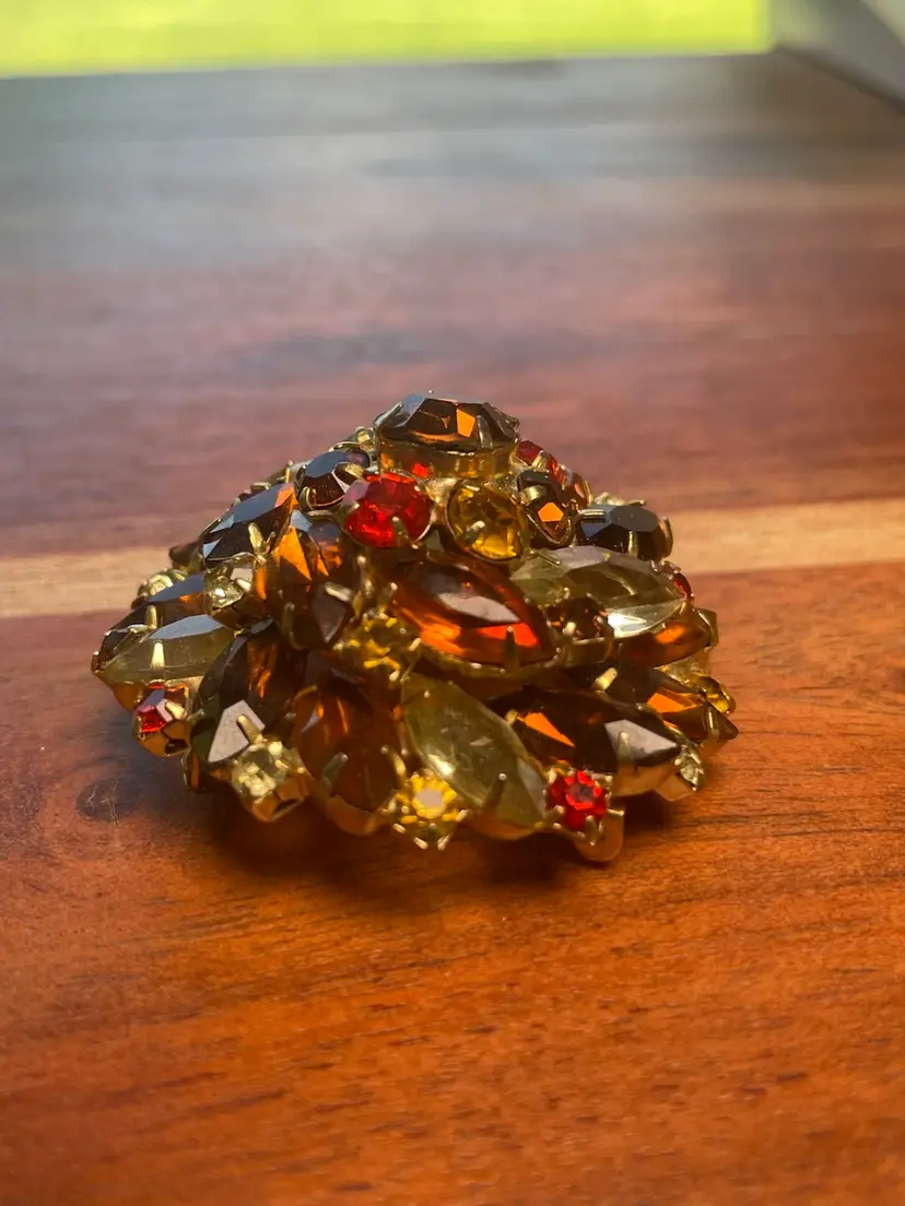 Vintage Juliana D&E Fall Colors Rhinestone Dome Brooch