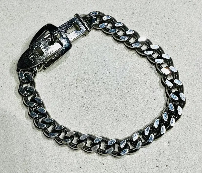 Silvertone Belt Style Bracelet