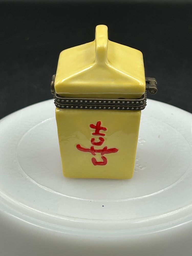 Porcelain Hinged Trinket Box, Yellow Chinese Takeout Food Container
