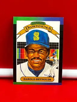 1988 Donruss Collector Baseball Trading Card Diamond Kings Harold Reynolds #21