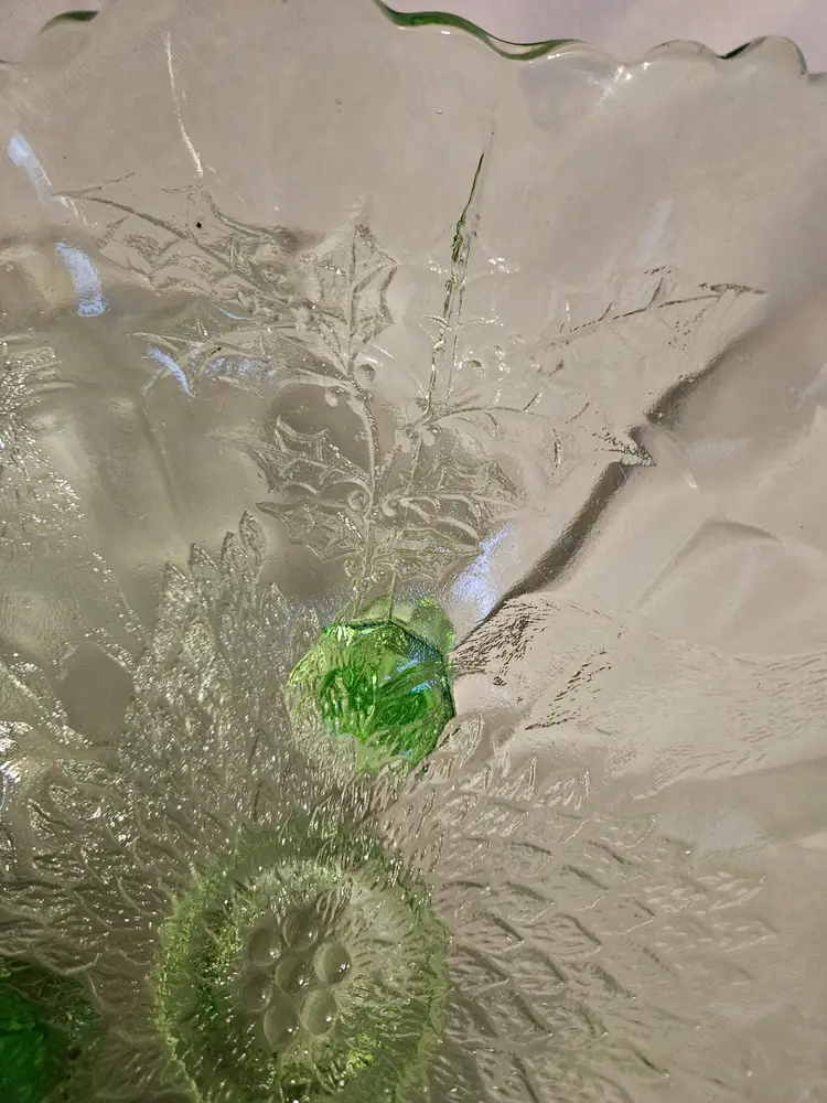 Fenton Stag & Holly Green Ruffled Edge Bowl - it Glows!