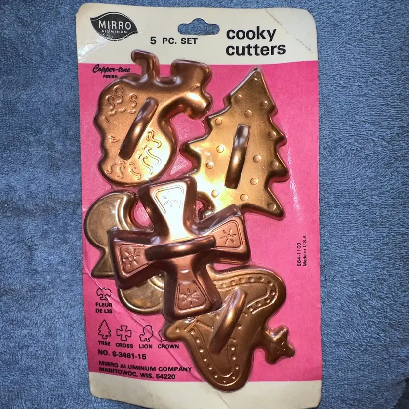 NOS Vintage Mirro 5 pc. Cooky Cutter Set S-3461-15 Copper-Tone Finish USA