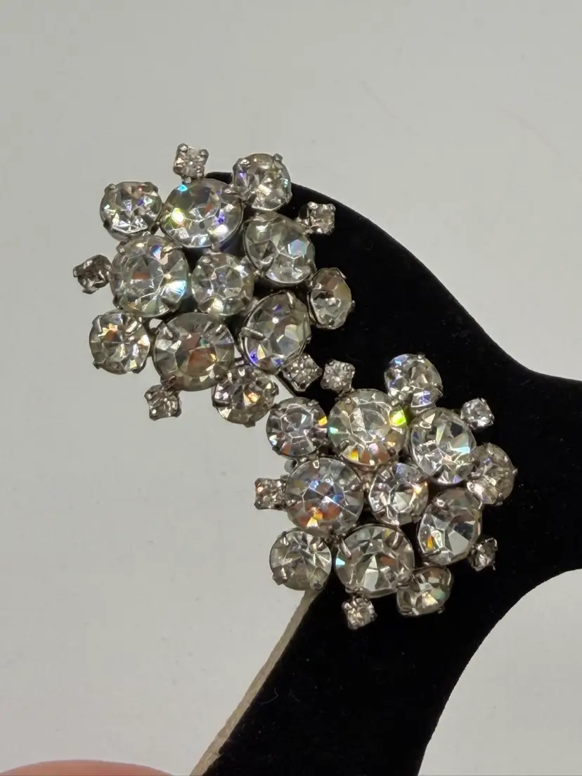 Vintage Stunning Clear Colorless Rhinestones Round Clip On Earrings Wedding Sparkling