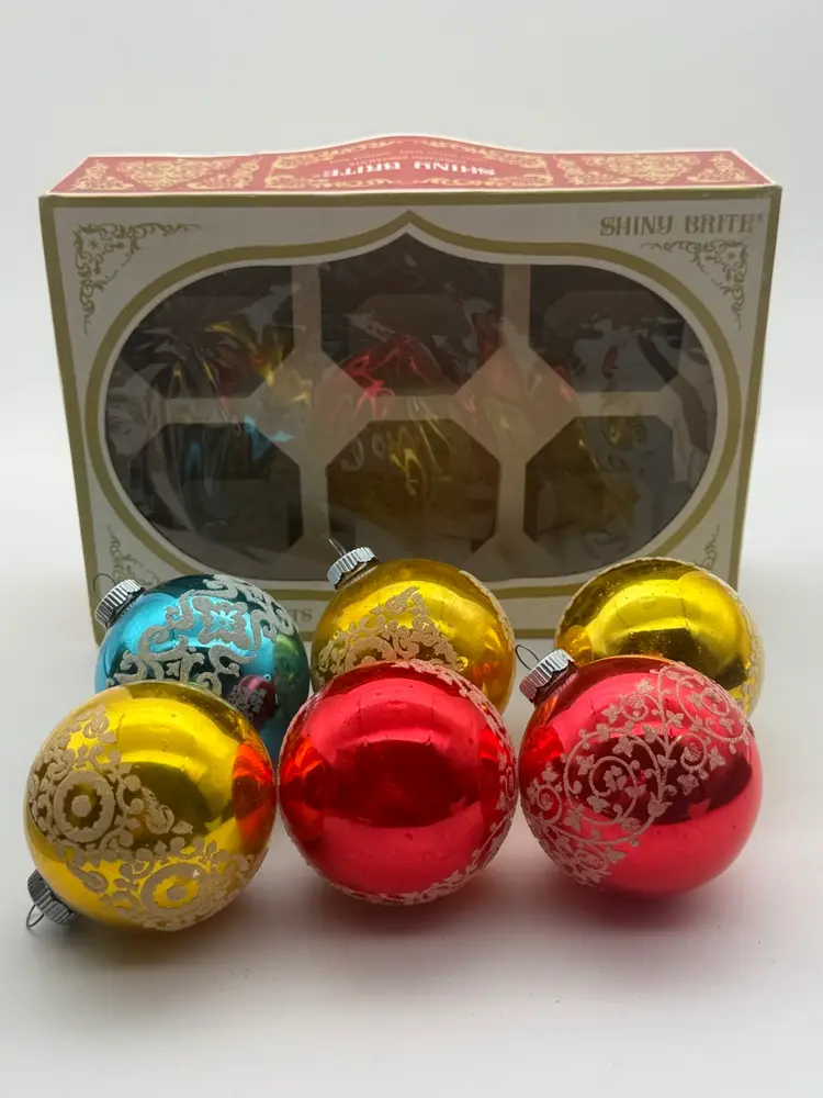 6 Shiny Brite Ornaments Round with Box