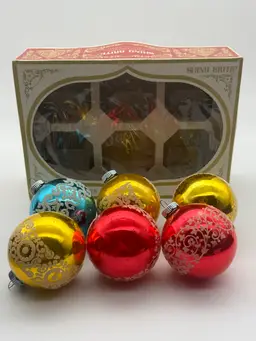 6 Shiny Brite Ornaments Round with Box
