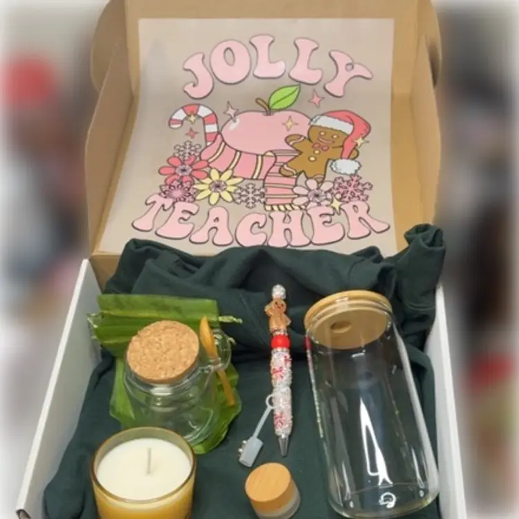 Teacher Christmas Box (76$ Value)