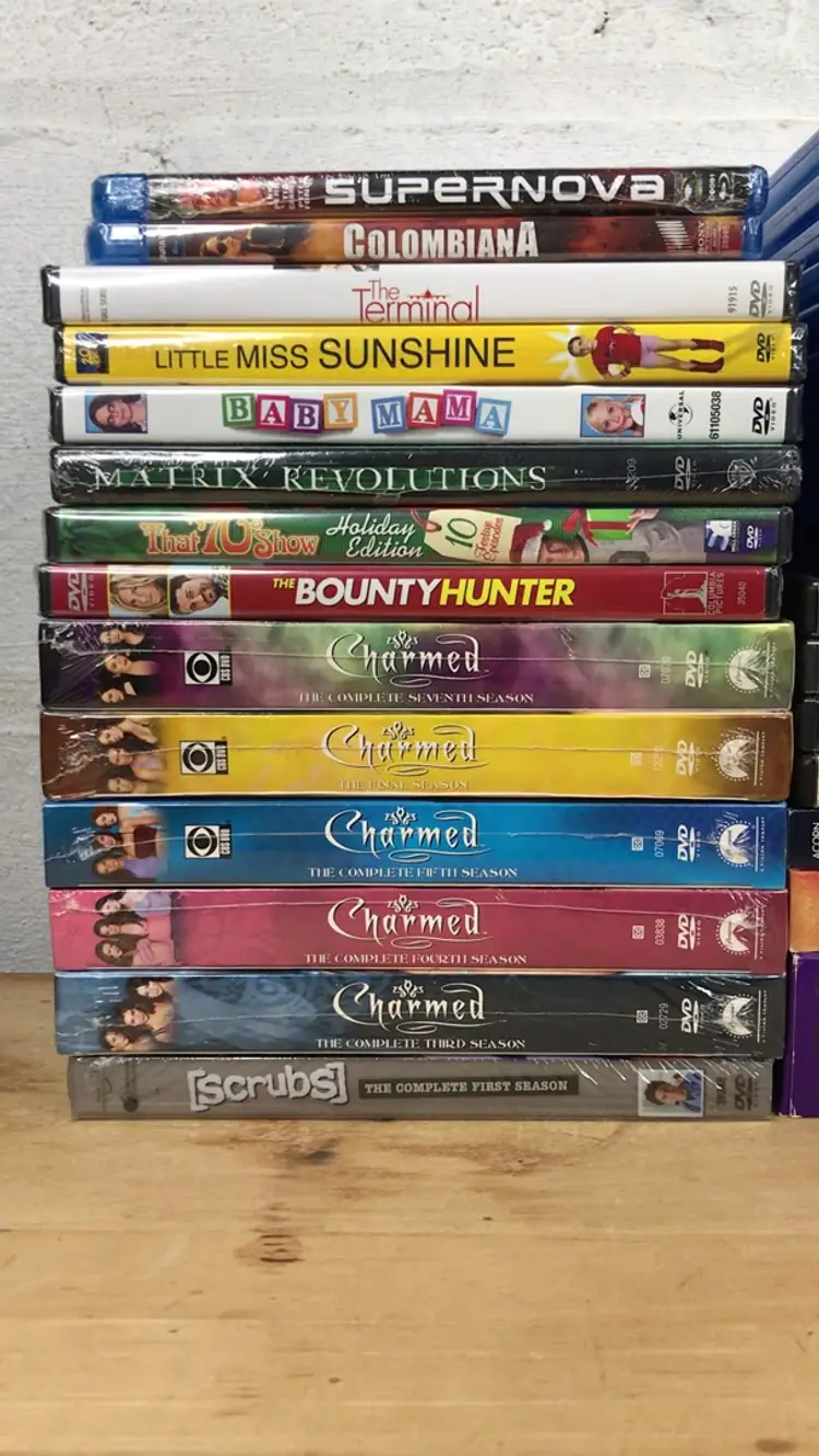 Mixed DVD/Blu-Ray Lot