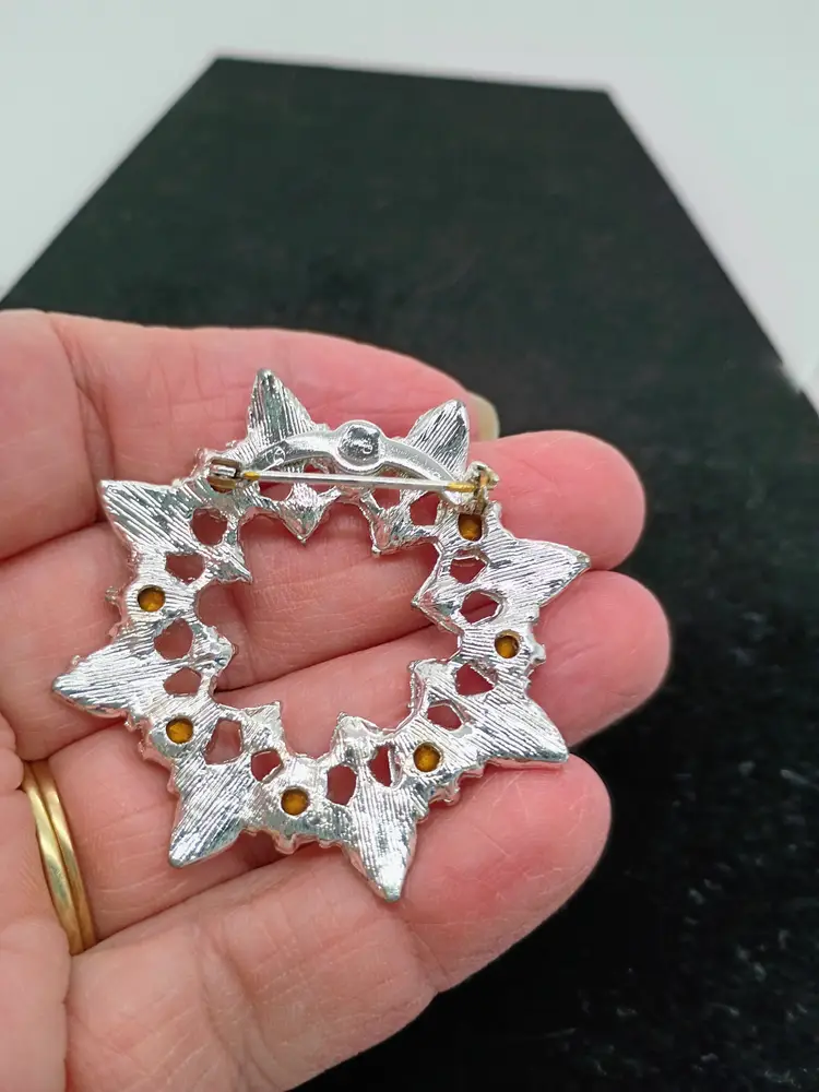 Silver Tone Round Wreath with Clear Rhinestones Brooch Pin 2"