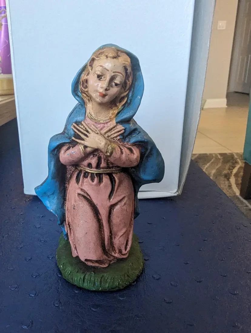 Vintage Madonna Nativity Figurine with Blue Cloak Paper Mache Italy