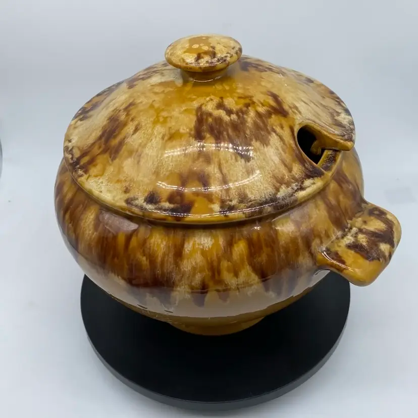 #4804 Canada Vachon Beauce Ceramic Soup Tureen Mottled Beige Brown Glaze