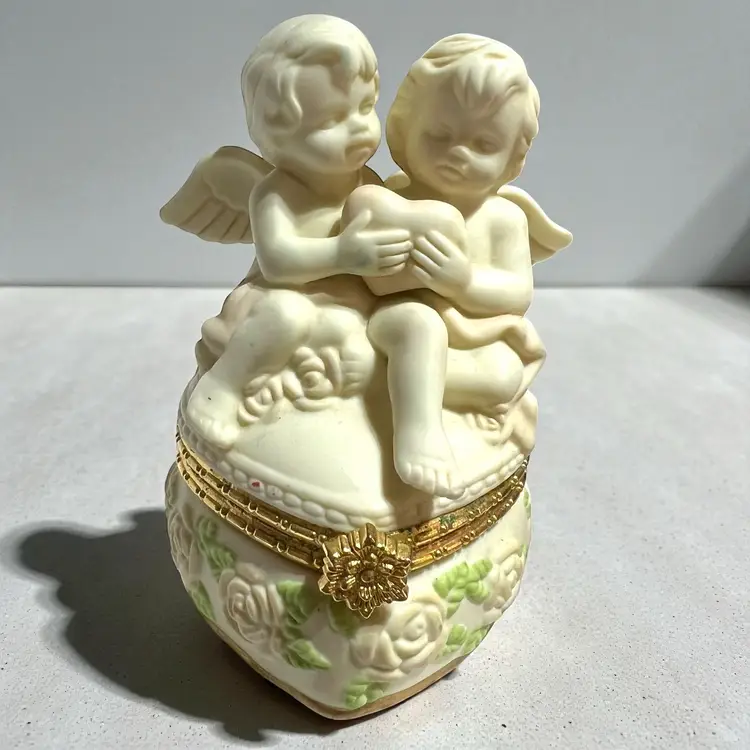 Vintage San Francisco Music Box Ceramic Two Chairs Holding A Heart Bisque Hinged Heart Shaped Trigger Box Music Box Works 4.5" X 3"