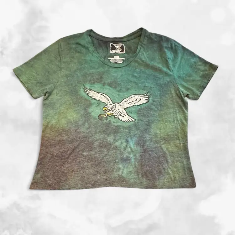 Philadelphia Eagles Cropped Fitted Small Tie Dyed T-shirt