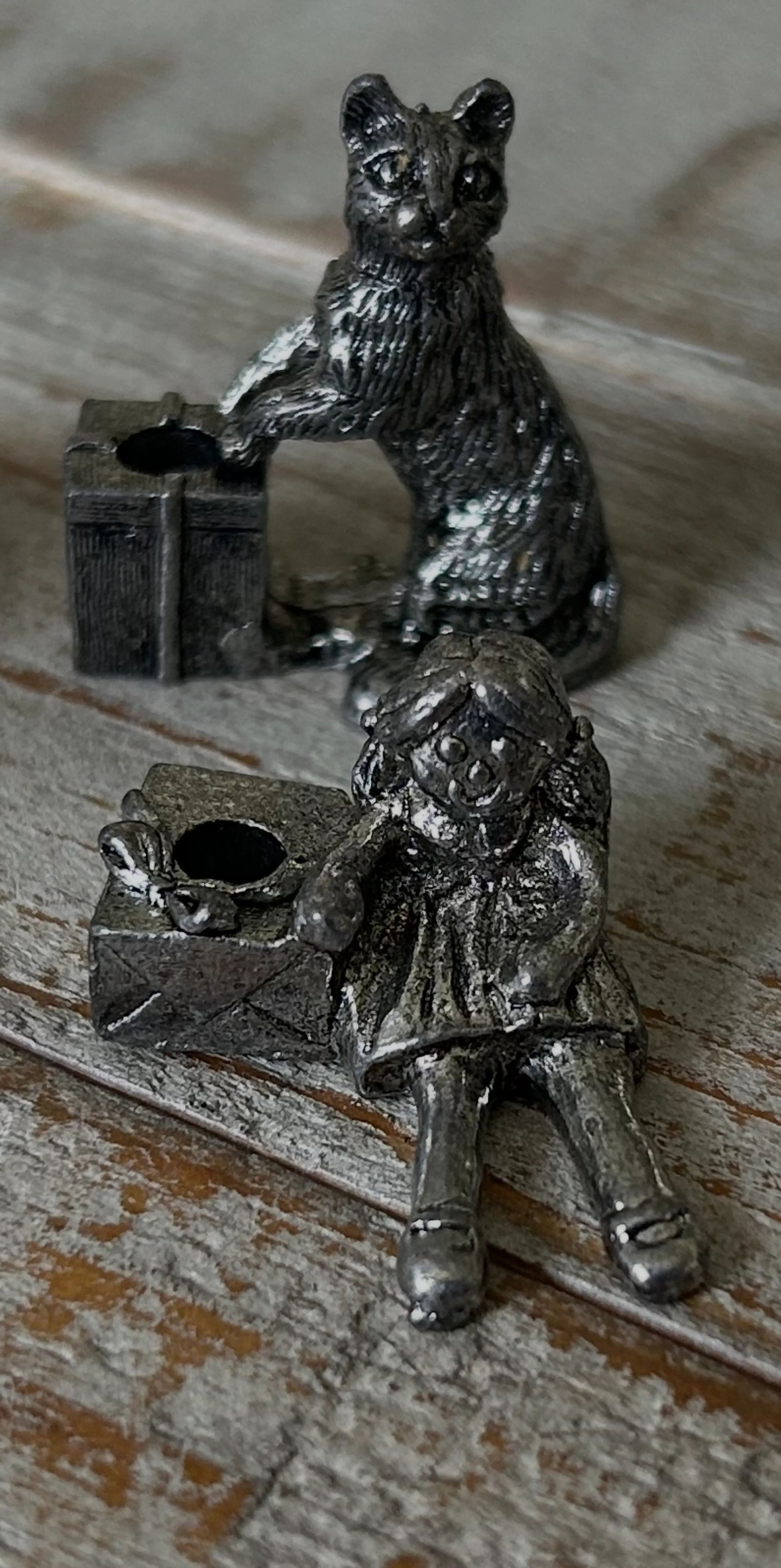 Image 4 of 6