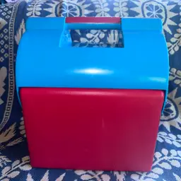 Vintage 1987 Igloo Little Playmate II Picnic Cooler Crown Corning Red Aqua