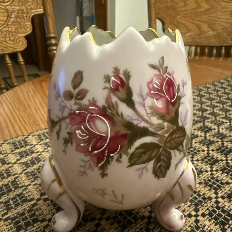 Vintage Napcoware  Footed Egg Vase Light Pink Roses Hand Painted