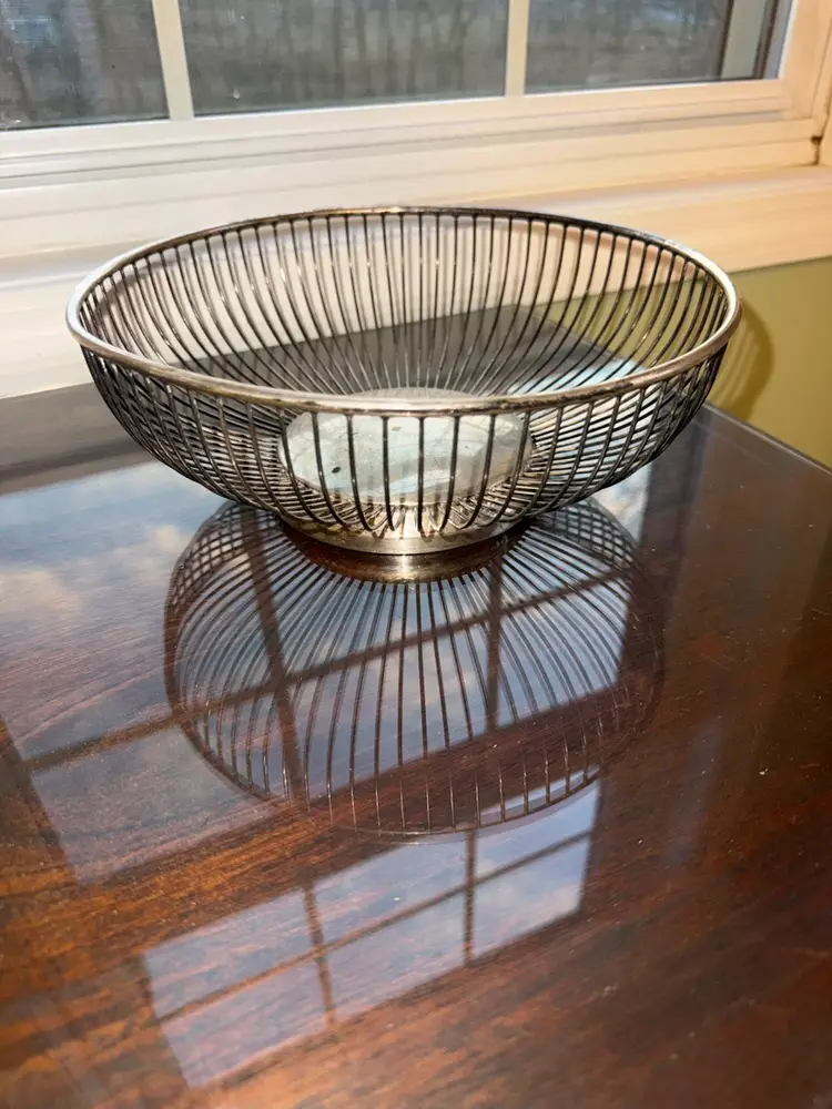 Vintage Mid-Century Oval Wire Footed Bread Basket Fruit Bowl MCM 10”