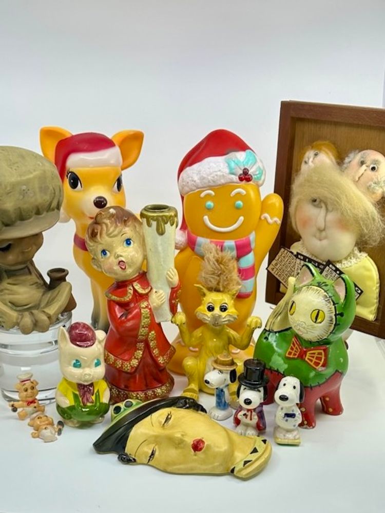 KA-ute Kitsch + Vintage Snoopy Collectibles