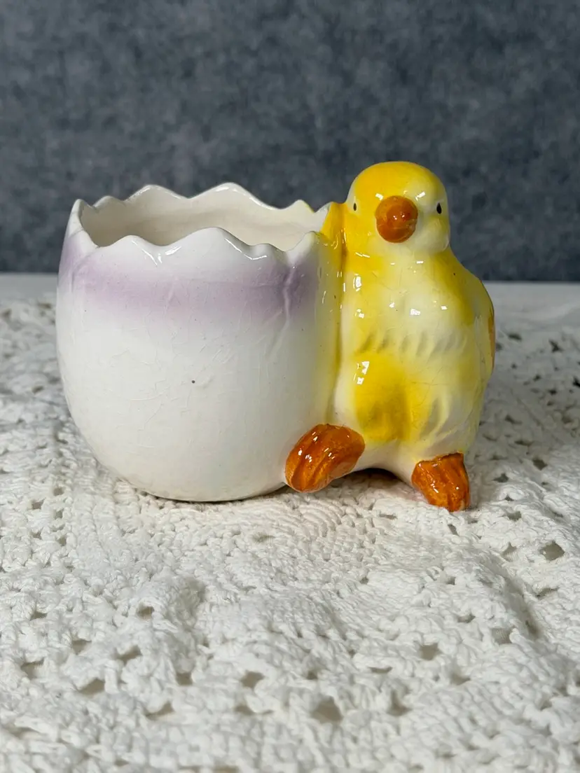 **PICK OF THE WEEK**🐥 Vintage Hand-Painted Japan Chick Planter Eggshell Planter • Mid-Century Ceramic