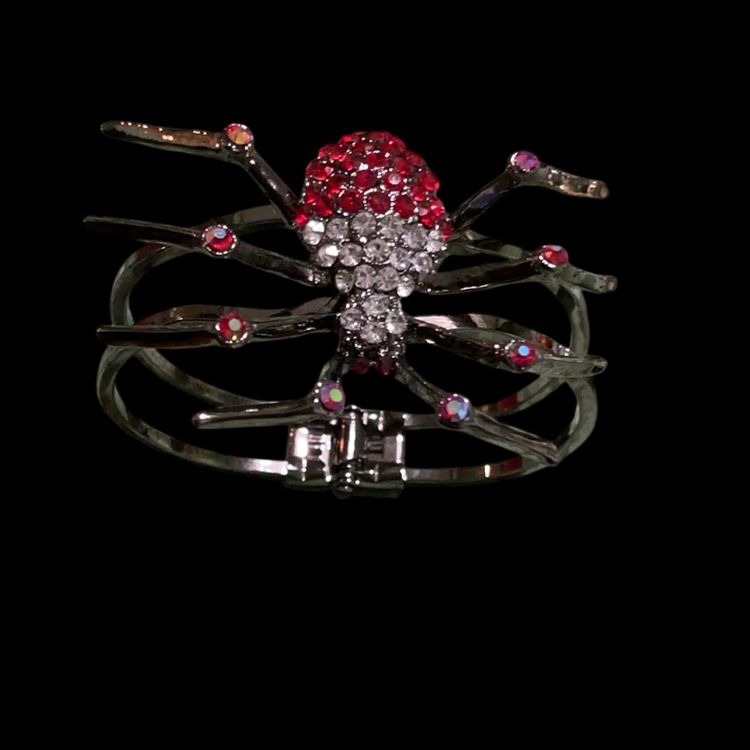 Spooky Gunmetal Grey Spider 🕷️ Clamper Bracelet. Red & White Mini Glass Rhinestones. Great To Wear For A Outing & Halloween Party!!