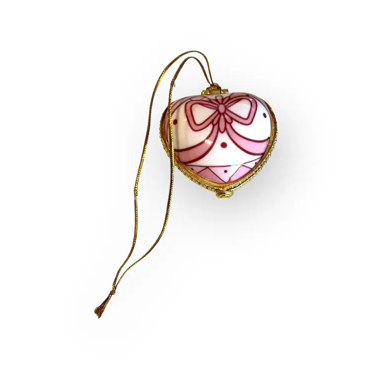 Valerie Parr True Friends Heart Trinket Hinged Box Ornament