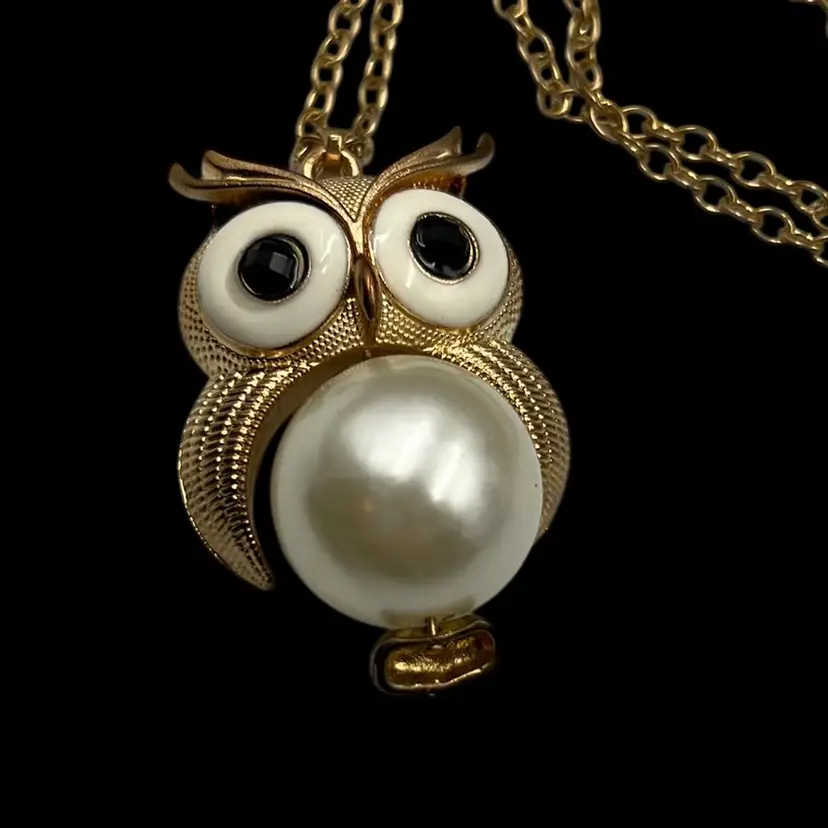 Vintage Owl Faux Pearl Belly Necklace 28”