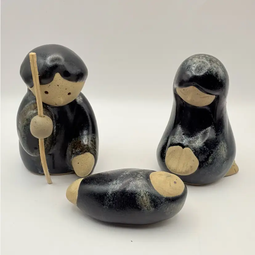 Minimalist Mexican Folk Art Pottery Holy Family Figurines