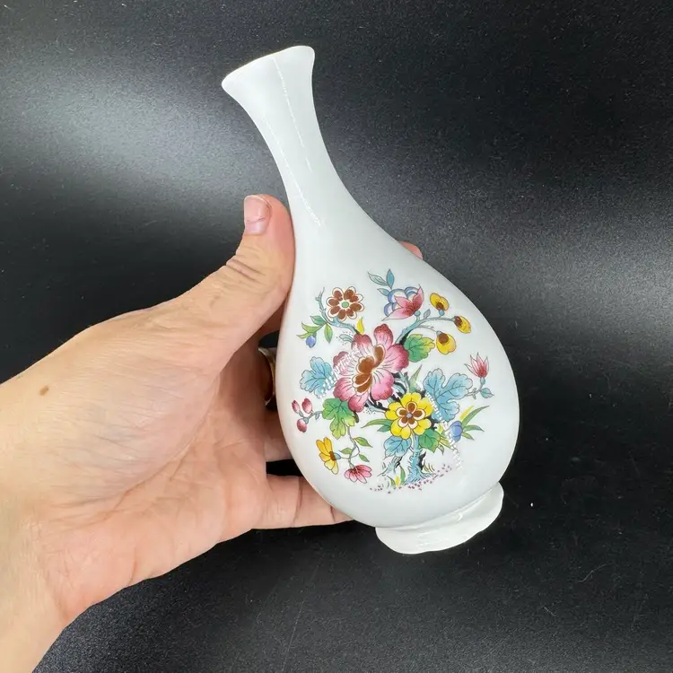 Coalport Bone China Ming Rose Vase