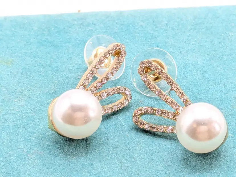 Gold Tone Faux Pearl Rhinestone Pierced Earrings