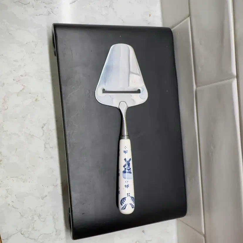 Delft Blue Cheese Slicer Ceramic Handle Stainless Holland
