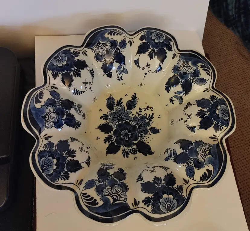 Royal Goedewaagen blue Delft large bowl. Founded in 1610. 11.25 inch diameter. Made in Holland. No condition issues.