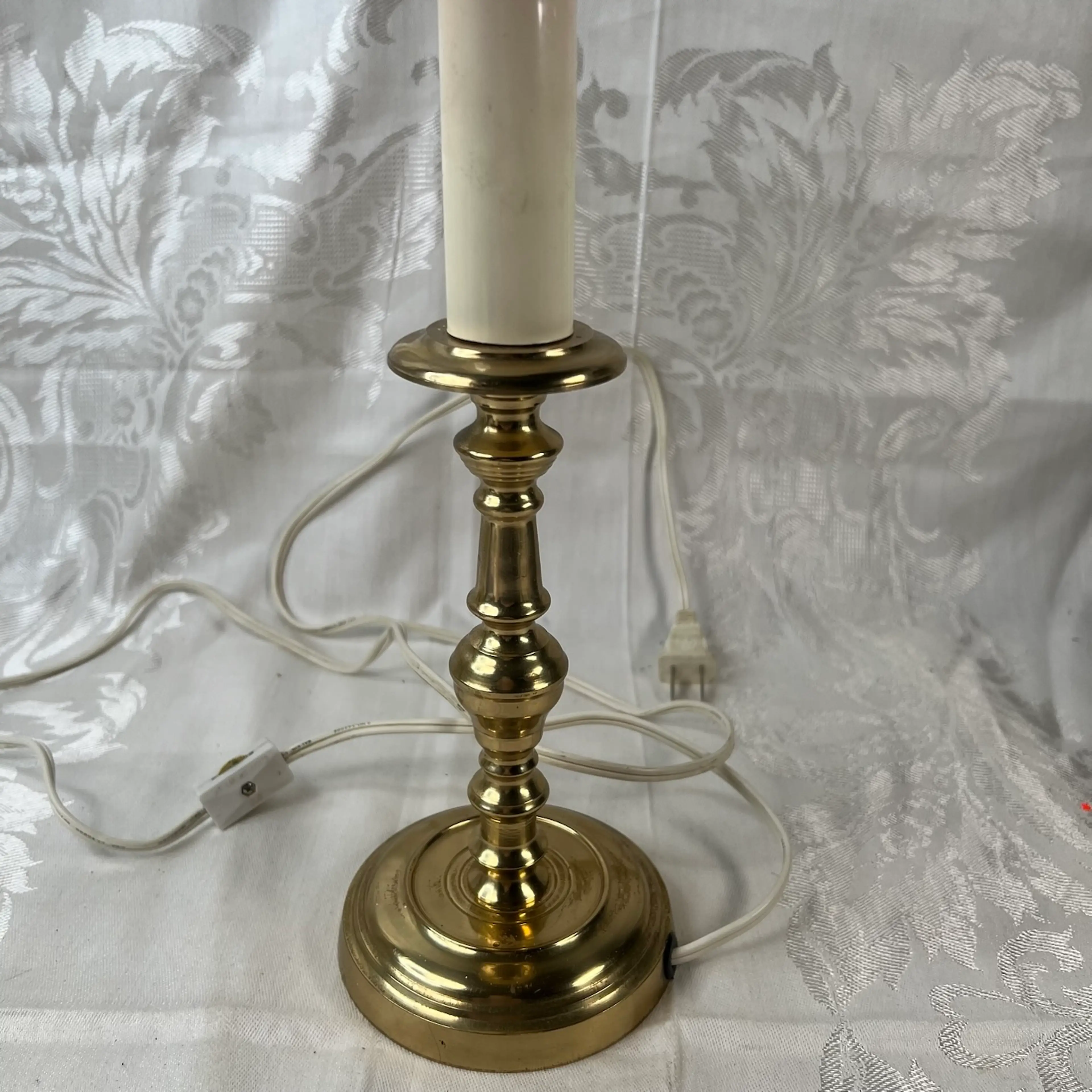 Image 2 of 10