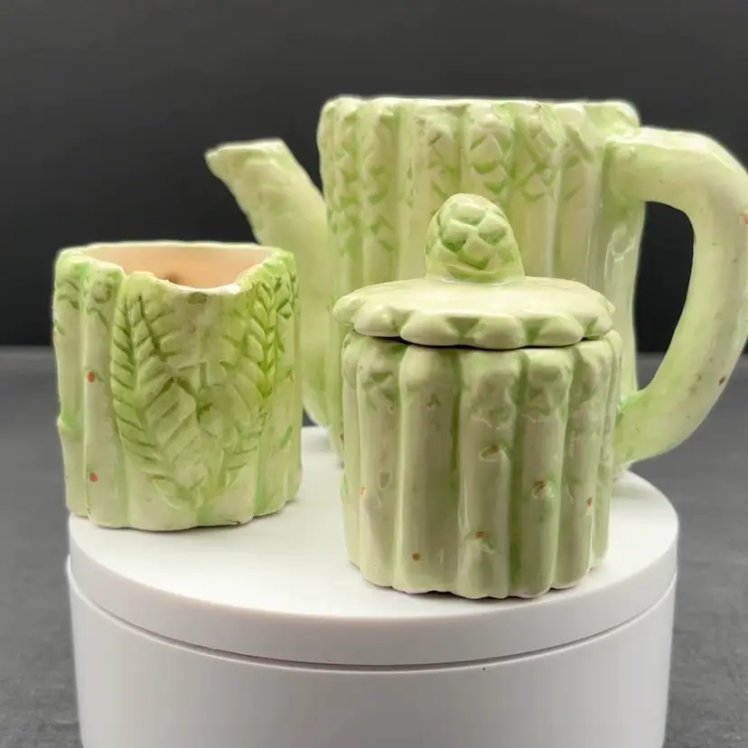 Mini Asparagus Tea Set *READ*