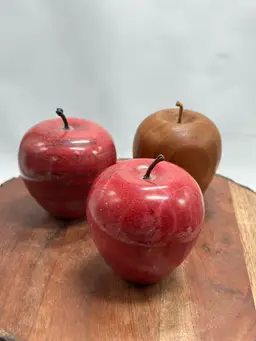 Alabaster Red Delicious Apples & Wood Apple Paperweight Figurines