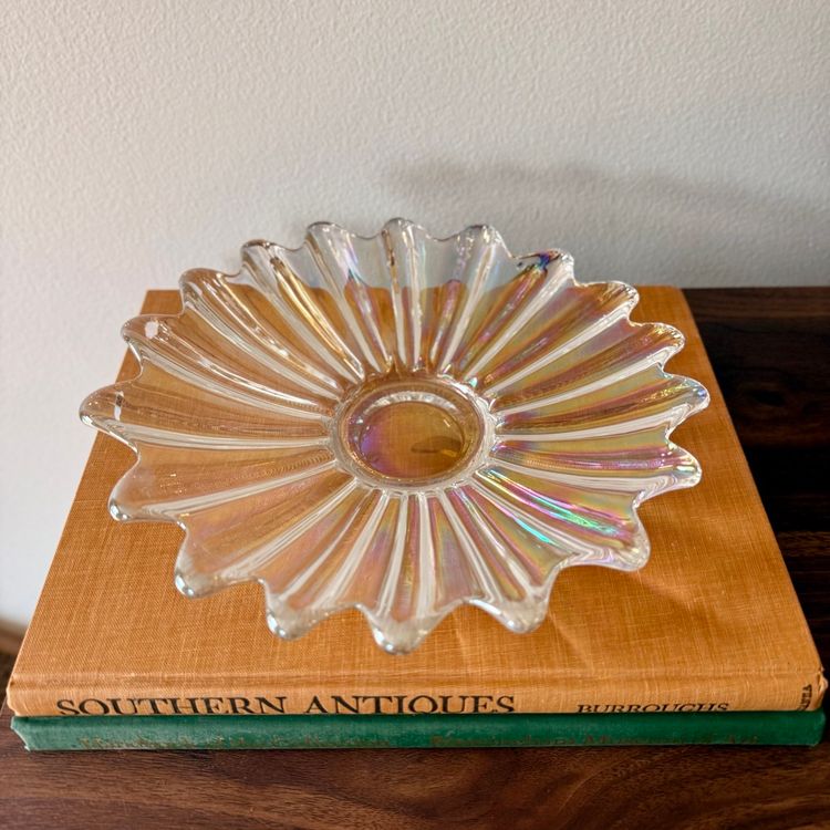 Vintage Federal Glass “Celestial” Iridescent Plate / Bowl – 9.25" Starburst Design
