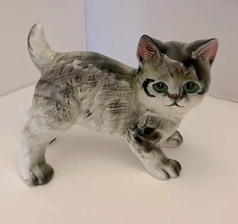 Vintage, Japan, ceramic, gray Tabby cat with beautiful emerald green eyes! Cute!