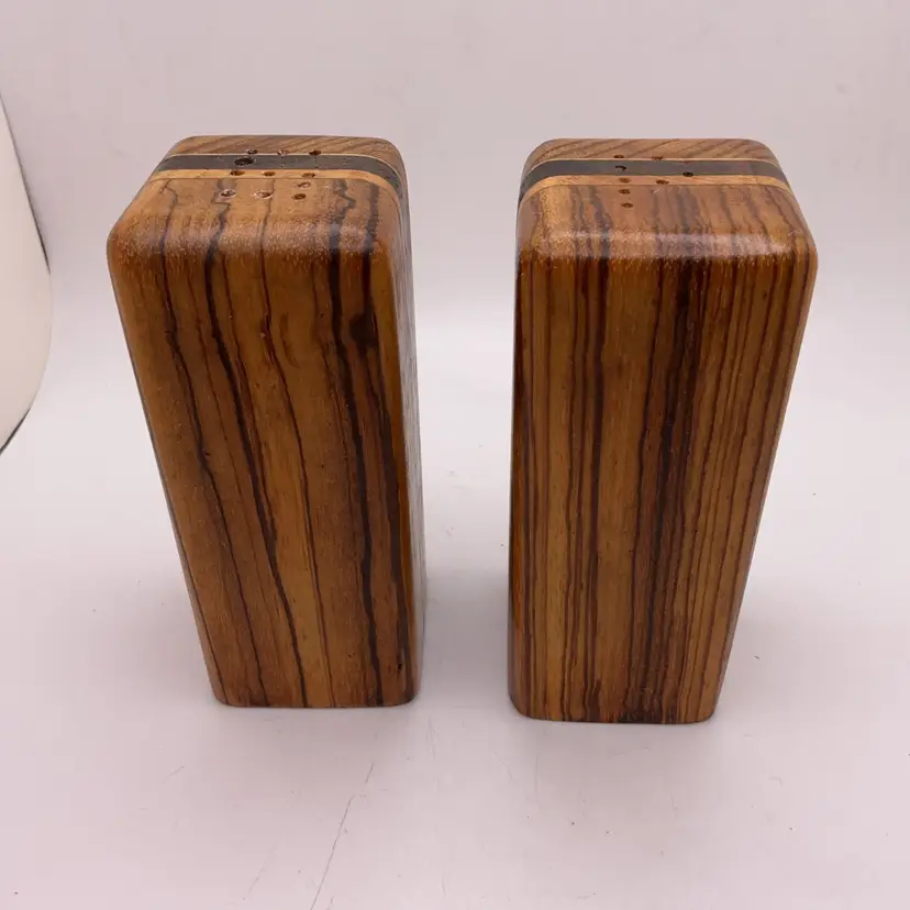 ITW MCM Wood Salt & Pepper Square Block Set