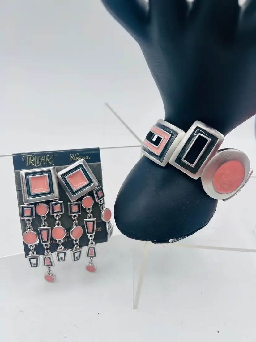 Rare Modernist Trifari  KUNIO MATSUMOTO Silver Tone Rose & Black Enamel Bracelet, And Earrings