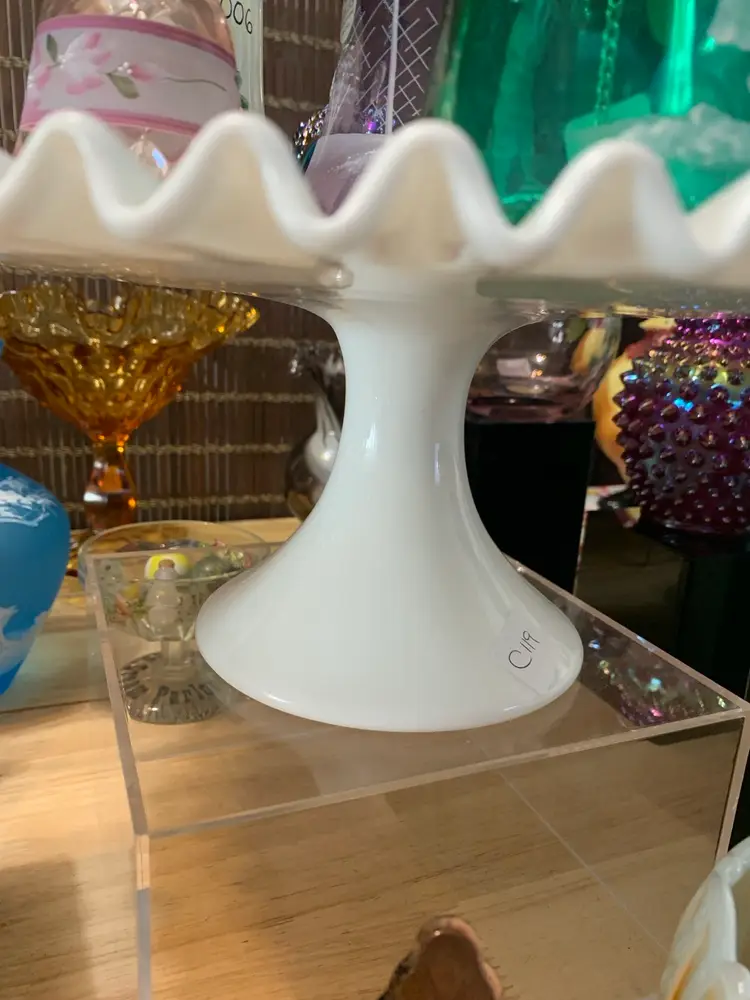 Fenton Spanish Lace Cake Stand on Pedestal