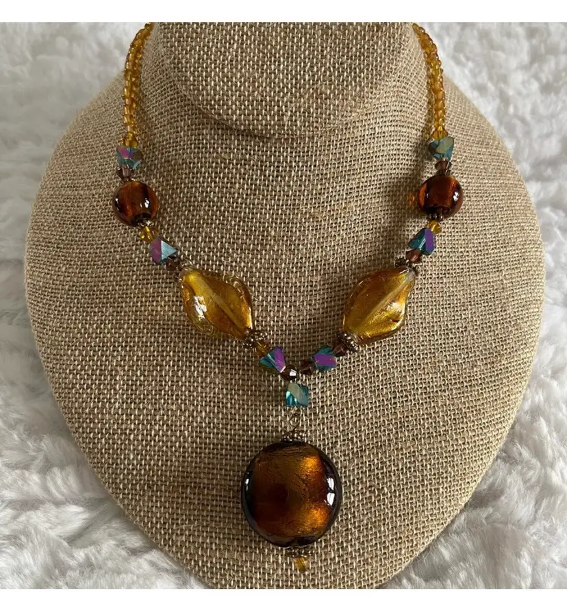Felicia glass bead and seed bead necklace