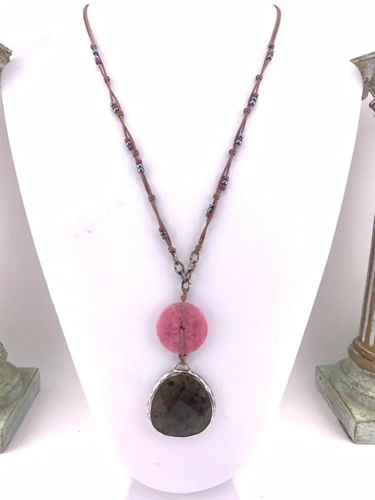 Silpada Vignette Raspberry Quartzite And Marble Necklace
