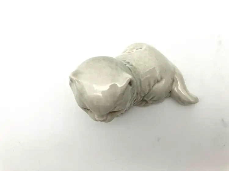 BIN - Vintage GOEBEL Grey Kitten Cat Figurine  #31 116 Germany