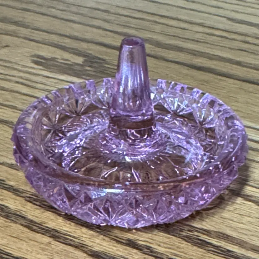 FENTON ART GLASS RING HOLDER Pink DIAMOND PATTERN