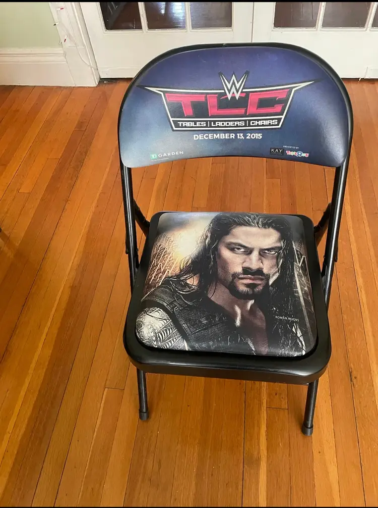 WWE TLC 2016 chair