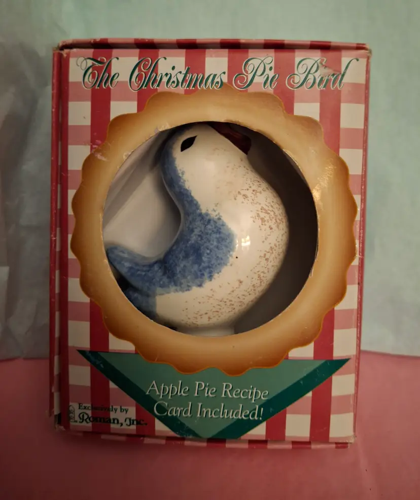 Christmas Pie Bird