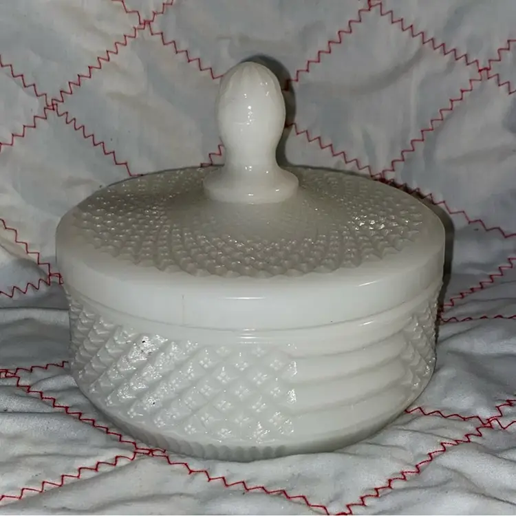 Vintage Milk Glass Candy Dish Vanity Dish 4”
